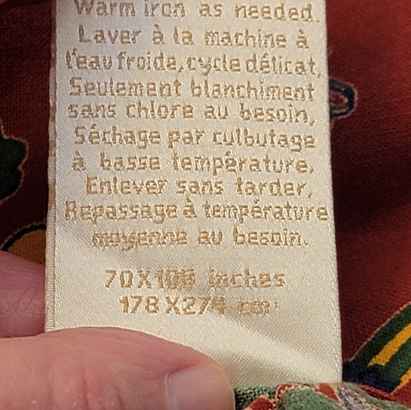 NWOP Williams-Sonoma Provence Tablecloth 70" x 108" - Picture 4 of 4